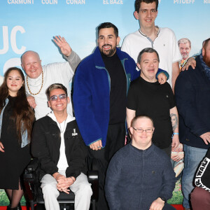 Clovis Cornillac, Alice Belaïdi, Marie Colin, Céline Groussard, Mayane Sarah El Baze, Ludovic Boul, Artus, Thibaut Conan, Arnaud Toupense, Marc Riso, Boris Pitoëff, Sofian Ribes, Benjamin Vandewalle et Gad Abecassis - Avant-Première du film "Un p'tit truc en plus" au cinema UGC Normandie à Paris le 25 avril.