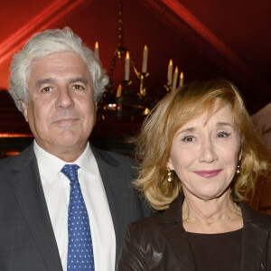 Marie-Anne Chazel et son compagnon Philippe Raffard - Soirée "Stars et Saveurs" à l'occasion de la nouvelle carte élaborée par le chef Pierre Gagnaire au Fouquet's à Paris le 12 octobre 2015.