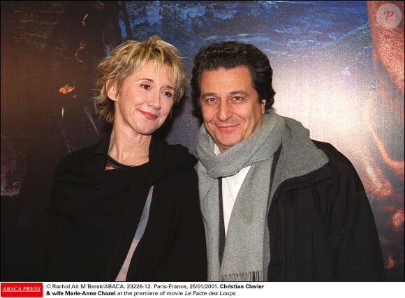 La fin de son couple avec Christian Clavier l'avait laissée "détruite".Rachid Ait M'Barek/ABACA. 23226-12. Paris-France, 25/01/2001. Christian Clavier et son épouse Marie-Anne Chazel à la première du film Le Pacte des Loups