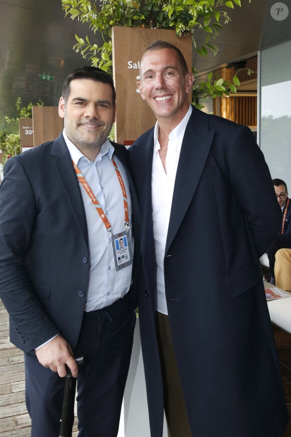 Exclusif - Matthieu Lartot et Imanol Harinordoquy (joueur de rugby) - Plateau de France Télévision lors des Internationaux de France de Tennis de Roland Garros 2024 - Jour 2 à Paris le 27 Mai 2024. © Bertrand Rindoff / Bestimage