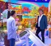 Jean-Luc Reichmann a tenu à revenir sur une séquence de l'émission de la veille
Emilien et Jean-Luc Reichmann sur le plateau des "12 coups de midi"