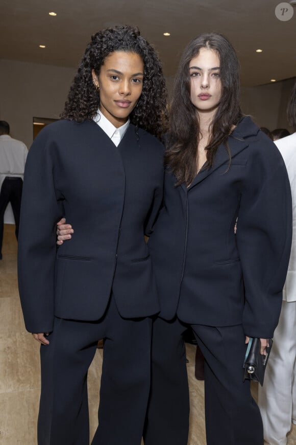 Tina Kunakey et son ex-belle fille Deva Cassel - Remise de la médaille du "Chevalier de l'Ordre des Arts et des Lettres" au créateur Simon Porte Jacquemus des mains de la rédactrice de l'édition américaine de Vogue Anna Wintour au siège de la marque Jacquemus à Paris, France, le 2 mars 2024, en marge de la mode femme automne / hiver 2024-2025 lors de la Fashion Week de Paris (PFW). © Olivier Borde/Bestimage 