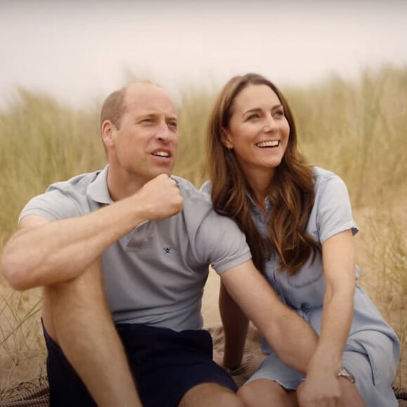 En pleine adversité, Kate Middleton continue de s'accrocher !
Kate Middleton en a fini avec la chimiothérapie et annonce dans une vidéo publiées sur les réseaux sociaux qu'elle reprend ses activités © Prince and Princess of Wales Instagram via Bestimage 