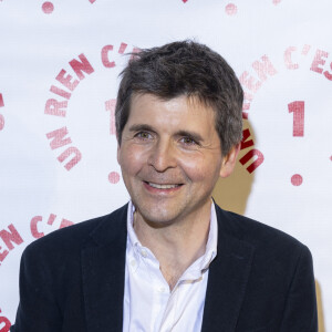 Mais elle a rapidement expliqué que c'est la matinale qui fait cela, et que ça peut arriver à tout le monde
Thomas Sotto au photocall des invités au dîner de gala de l'association "Un rien c'est tout" au musée de l'armée aux Invalides à Paris le 7 mars 2024. © Cyril Moreau / Bestimage 