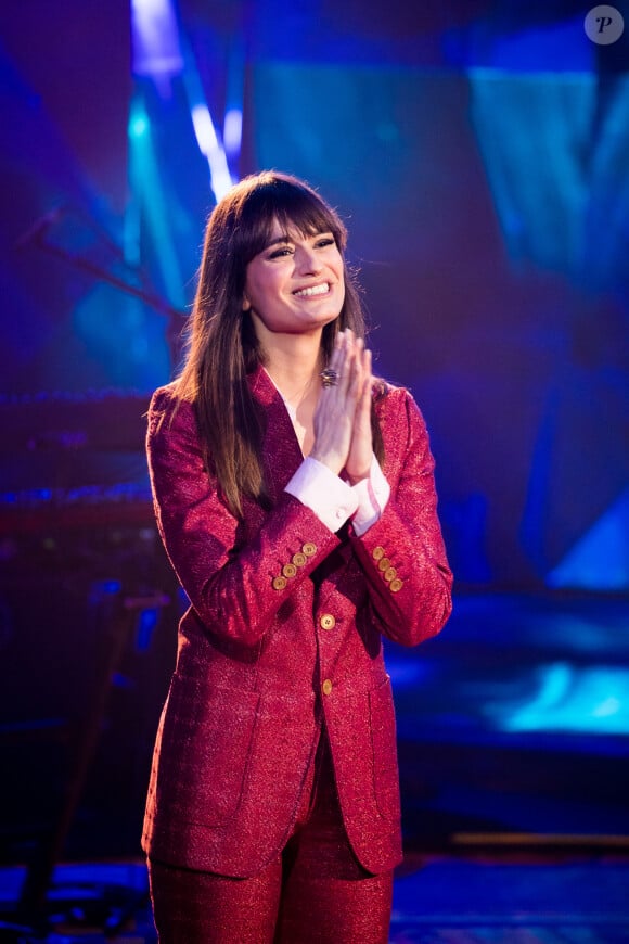 Clara Luciani - Grande soirée solidaire et festive "Secours Pop La Grande Soirée" au Cirque d'Hiver à Paris, diffusée en direct le 6 février sur France 2