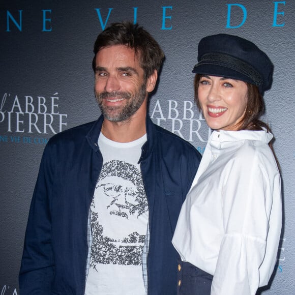 Une famille qu'elle a créée avec l'ancien tennisman Arnaud Clément, avec lequel elle vit une parfaite idylle depuis janvier 2008.Arnaud Clément et Nolwenn Leroy assistent à l'avant-première de L'Abbé Pierre, Une Vie De Combats au cinéma UGC Normandie à Paris, France, le 10 octobre 2023. Photo par Aurore Marechal/ABACAPRESS.COM