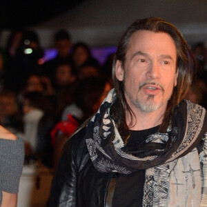 Florent Pagny, sa femme Azucena et sa fille Ael lors de la 15e édition des NRJ Music Awards qui s'est tenue au Palais des Festivals de Cannes, en France, le 14 décembre 2013. Photo par Nicolas Briquet/ABACAPRESS.COM