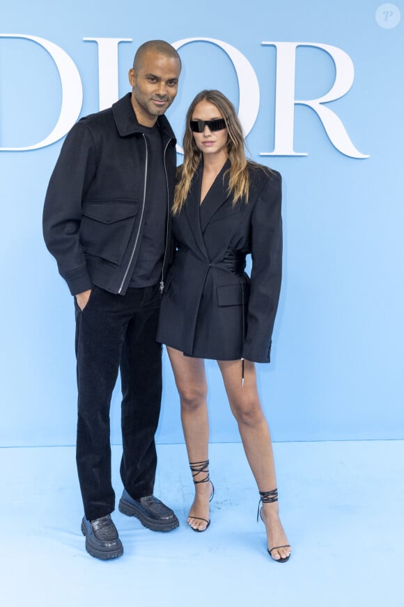 Tony Parker et sa compagne Agathe Teyssier Napoletano au photocall du défilé de mode féminine Dior printemps-été 2025 lors de la Fashion Week de Paris (PFW), à Paris, France, le 24 septembre 2024. © Olivier Borde/Bestimage 