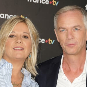 Flavie Flament et Julien Arnaud au photocall de la conférence de presse de rentrée de France Télévisions à Paris, France, le 4 septembre 2024. © Coadic Guirec/Bestimage 