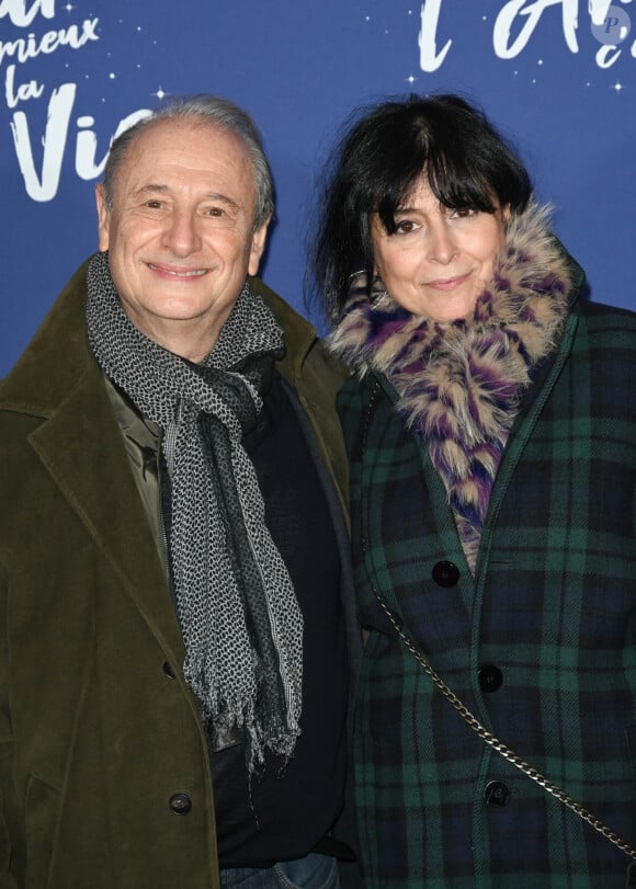 Et aussi
Patrick Braoudé et sa femme Guila - Avant-première du film "L'amour c'est mieux que la vie" réalisé par C. Lelouch dont c'est le 50ème film au cinéma UGC Normandie à Paris le 17 janvier 2022. © Coadic Guirec/Bestimage 