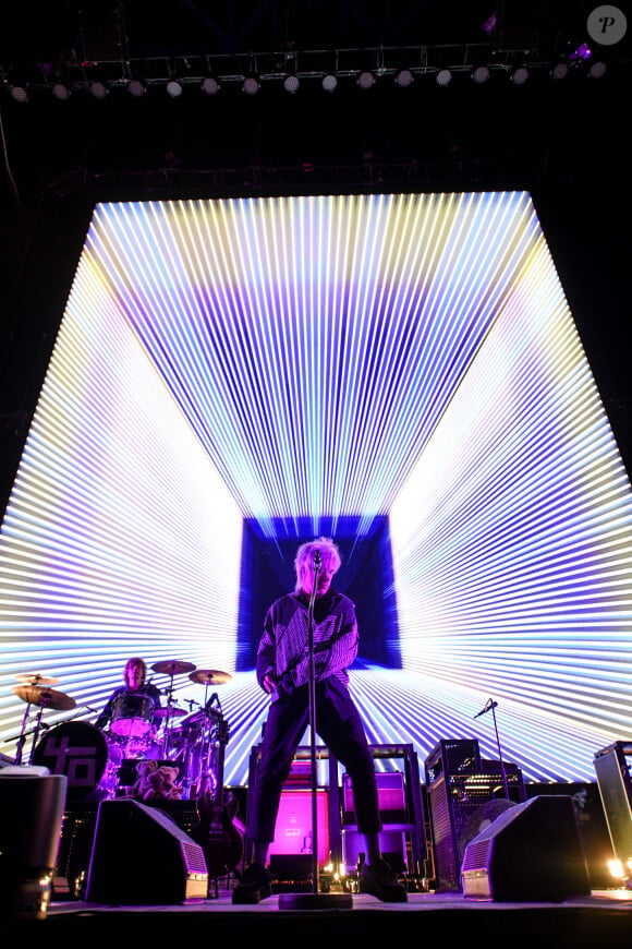 Nicola Sirkis - Le groupe Indochine est sur la scène de l'AccorHotels Arena à Paris pour le Concert Test Ambition Live Again le 29 mai 2021. © Anthony Ghnassia / Pool / Bestimage 