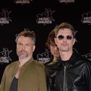 Nicola Sirkis et le groupe Indochine - 19ème édition des NRJ Music Awards à Cannes le 4 novembre 2017. © Rachid Bellak/Bestimage