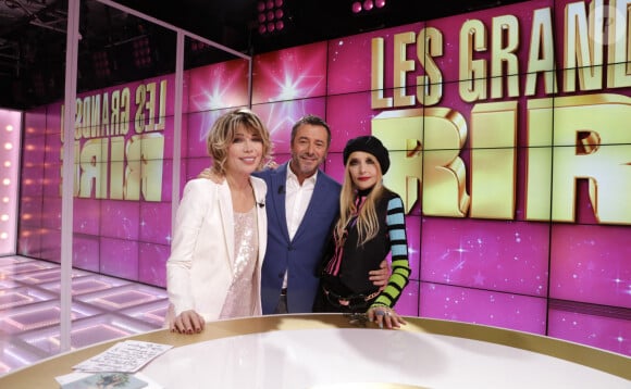 Exclusif - Isabelle Morizet (Karen Cheryl), Bernard Montiel et Jeanne Mas - Enregistrement de l'émission "Les Grands du Rire", présentée par B.Montiel et K.Cheryl (I.Morizet), et diffusée le 28 septembre sur C8. Le 18 décembre 2023 © Cédric Perrin / Bestimage