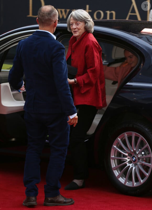 Maggie Smith à la première de la série "Downton Abbey" au cinéma Cineworld Leicester Square à Londres, Royaume Uni, le 9 septembre 2019.  Celebs attend the 'Downton Abbey' Premiere held at Cineworld Leicester Square, in London, UK, on September 9th, 2019. 