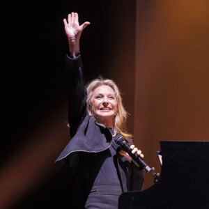 Exclusif - Véronique Sanson - XVème gala pour la Fondation Recherche Alzheimer à l'Olympia à Paris le 14 mars 2022.