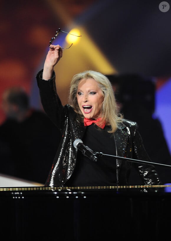 Touchante, la chanteuse de 75 ans a indiqué comment elle parvenait à gérer la dépression, en restant seule, tranquille et loin de ses proches
La chanteuse Véronique Sanson aux Victoires de la musique en 2013 au Zénith de Paris. © Patrick Carpentier / Bestimage