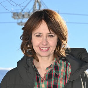 Valérie Bonneton pose pour le photocall de 'Juste ciel' lors du 26ème Comedy Film Festival à L'Alpe d'Huez, France, le 19 janvier 2023. Photo par Mireille Ampilhac/ABACAPRESS.COM