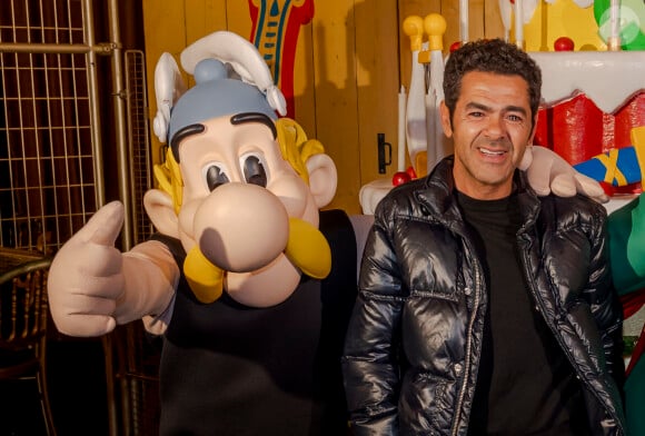 Jamel, quant à lui, continue de partager des moments précieux en famille !
Jamel Debbouze - Le Parc Astérix a inauguré sa nouvelle attraction, "La Tour de Numérobis" à l'occasion de son 35ème anniversaire à Plailly le 2 juin 2024. La première comédie musicale Gauloise "C'est du Délire !" a également été présentée lors de cet événement mémorable. © Sylvain Cambon / Parc Asterix via Bestimage