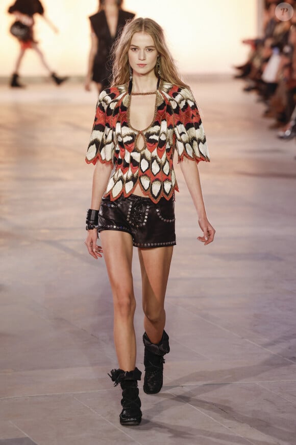 Défilé de mode "Isabel Marant" prêt à porter printemps / été 2025 lors de la fashion week à Paris (PFW) le 29 septembre 2024. 