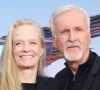 Le réalisateur canadien vient de rejoindre le conseil d'administration de l'entreprise Stability AI
 
James Cameron et Suzy Amis Cameron lors de cérémonie de pose d'empreintes de mains et de pieds de J. Cameron et J. Landau, au TCL Chinese Theater à Los Angeles, le 12 janvier 2023.