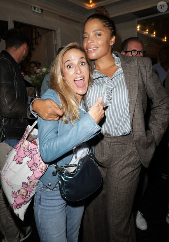 Victoria Bedos et Jina Djemba - Générale de la pièce "Ring" (Variations du couple) suivie d'un cocktail au théâtre de l'Oeuvre à Paris le 20 septembre 2024. © Coadic Guirec / Bestimage 