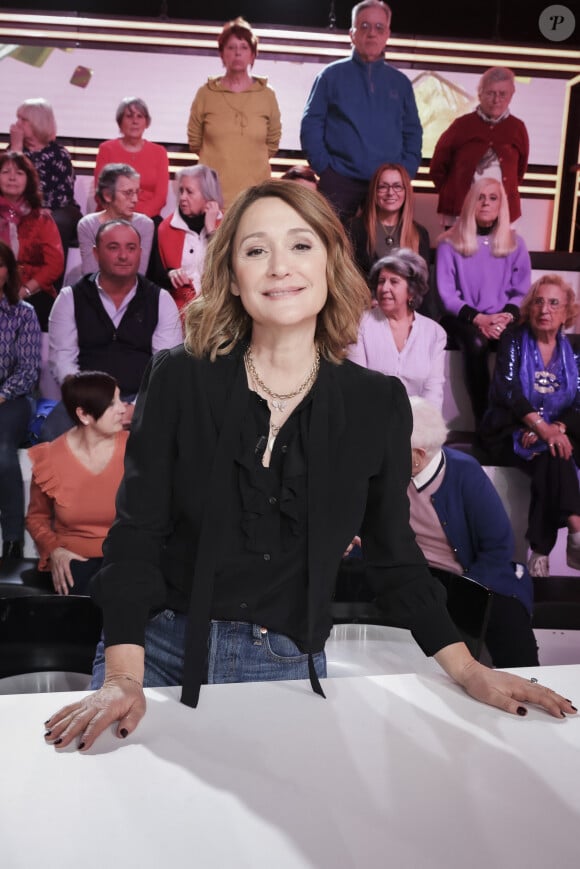 Exclusif - Daniela Lumbroso - - Enregistrement de l'émission TPMP People diffusée le samedi 11 février 2023 sur C8. Paris le 10 février 2023. © Jack Tribeca / Bestimage