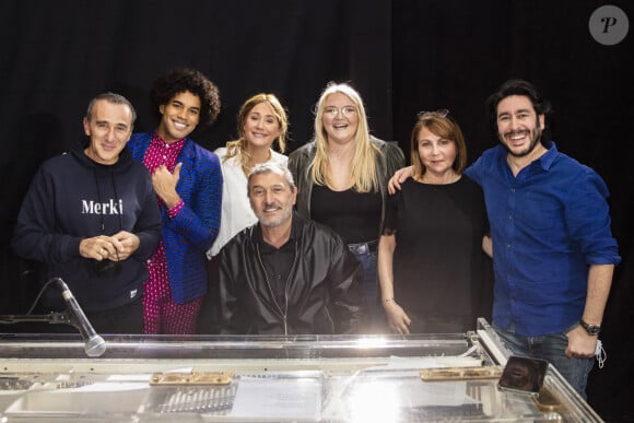 Une archive d'une ancienne émission de télé fait bondir sur la Toile.
Exclusif - Elie Semoun, Gwendal Marimoutou, Daniela Lumbroso, Daniel Lévi, Lola Dubini, Muriel Hattab, Gregory Cohen - Gala digital de l'association "Princesse Margot", le 15 février 2021, à l'occasion de la Journée Internationale du Cancer de l'enfant. © Jack Tribeca/Bestimage