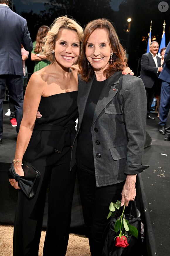 Laura Tenoudji Estrosi et Denise Fabre durant "Lou Festin Nissart", un diner amical et convivial autour de Christian Estrosi, le maire de Nice, au jardin Albert 1er sur la Coulée Verte à Nice © Bruno Bebert/Bestimage 