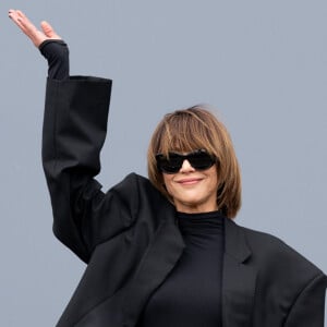 Sophie Marceau - Arrivées au défilé de mode féminine Balenciaga printemps-été 2025 lors de la Fashion Week de Paris (PFW), à Paris, France, le 30 septembre 2024. © Da Silva-Perusseau/Bestimage 