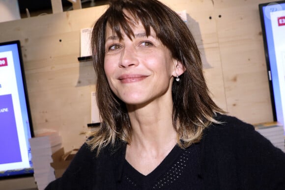 Sophie Marceau - Festival du Livre de Paris 2023 au Grand Palais Éphémère à Paris le 22 avril 2023. © Cedric Perrin / Bestimage 