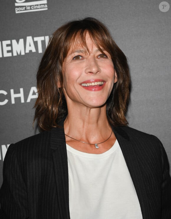 Sophie Marceau au photocall de l'avant-première du film "Une femme de notre temps" à la cinémathèque française à Paris, France, le 29 septembre 2022. © Coadic Guirec/Bestimage 