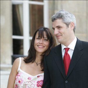 Avec un certain détachement mais non sans tendresse, elle confiait : "Cette relation a surtout servi de transition dans mon cheminement."
Archives : Sophie Marceau et Jim Lemley