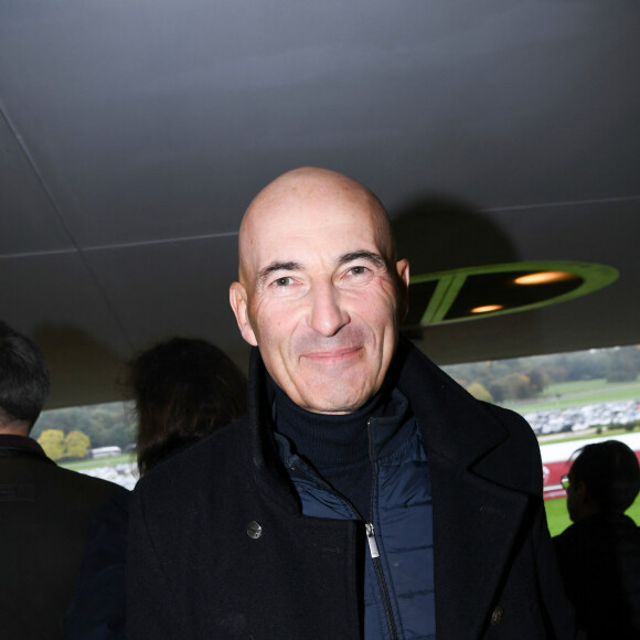 Nicolas Canteloup au prix Qatar Arc de Triomphe à l'Hippodrome de Longchamp, le 6 octobre 2024. © Rachid Bellak / Bestimage