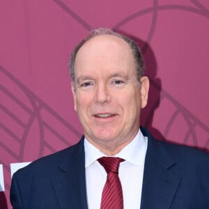 Connu pour son amour du sport, le prince Albert II de Monaco avait fait le déplacement depuis la Principauté

Le prince Albert II de Monaco au prix Qatar Arc de Triomphe à l'Hippodrome de Longchamp, le 6 octobre 2024. © Rachid Bellak / Bestimage