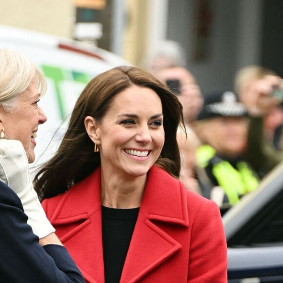 Le prince William, prince de Galles, et Catherine (Kate) Middleton, princesse de Galles, arrivent pour une visite à l'église St Thomas, à Swansea, Royaume Uni, le 27 septembre 2022. 