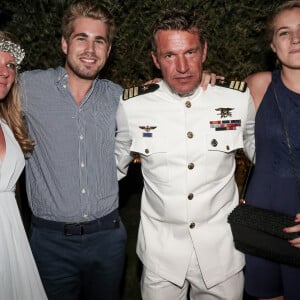 Exclusif - Benjamin Castaldi et ses frères et soeurs Giovanni Castaldi, Paola Castaldi et Clémentine Vaudaux - Cérémonie religieuse - Mariage de Benjamin Castaldi et Aurore Aleman au Mas de La Rose à Eygalières, le 27 août 2016. © Jacovides-Moreau/Bestimage