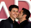 Sur Instagram, on peut voir Jamel Debbouze et sa maman en Turquie et en Grèce. 
Léon Debbouze, le fils de Jamel Debbouze et Mélissa Theuriau, a signé au PSG - Jamel Debbouze et son fils Léon - Photocall des lauréats (press room) lors de la 49ème édition de la cérémonie des César à l'Olympia à Paris le 23 février 2024 © Dominique Jacovides / Olivier Borde / Bestimage 