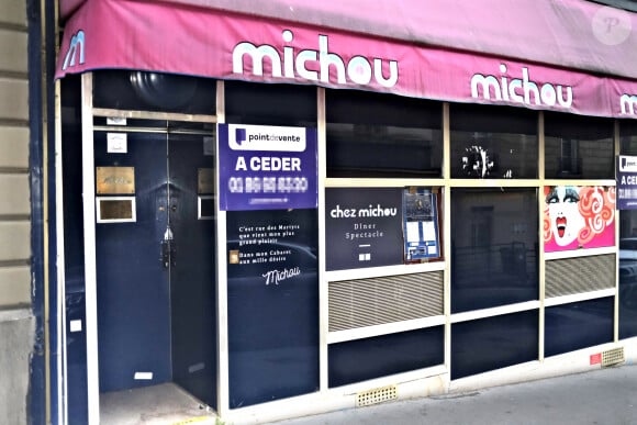 Le célèbre cabaret "Chez Michou" cède la place, après 68 ans d'existence, le 13 juillet 2024. Déclaré en liquidation judiciaire par le tribunal de commerce de Paris le 16 juillet 2024, ce haut lieu des nuits parisiennes était en difficulté depuis le décès de son illustre fondateur, Michou, le 26 janvier 2020 et le cabaret transformiste était en cessation de paiements depuis fin juin 2024. © Cédric Perrin / Bestimage