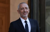 Gad Elmaleh rachète le cabaret "Chez Michou" : On sait ce qu'il va faire de ce lieu emblématique de la capitale