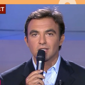 A l'époque, il était journaliste et a été propulsé sur le devant de la scène
Nikos Aliagas était l'invité de Bruce Toussaint dans "Bonjour !", le 10 octobre 2024, sur TF1