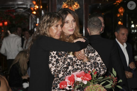 Rachel Bourlier, Delphine Wespiser lors de la soirée Omar Harfouch - "Dîner chez Maxim's" à Paris le 9 octobre 2024. Le dîner organisé par O.Harfouch était pour remercier les célébrités venues à son concert “Concerto pour la paix”, au théâtre des Champs Elysées le 18 septembre 2024. O.Harfouch va partir pour une tournée mondiale du Concerto qui comprend le Vatican, l’Opéra de Dubaï et New York . © Perusseau / Tribeca / Bestimage