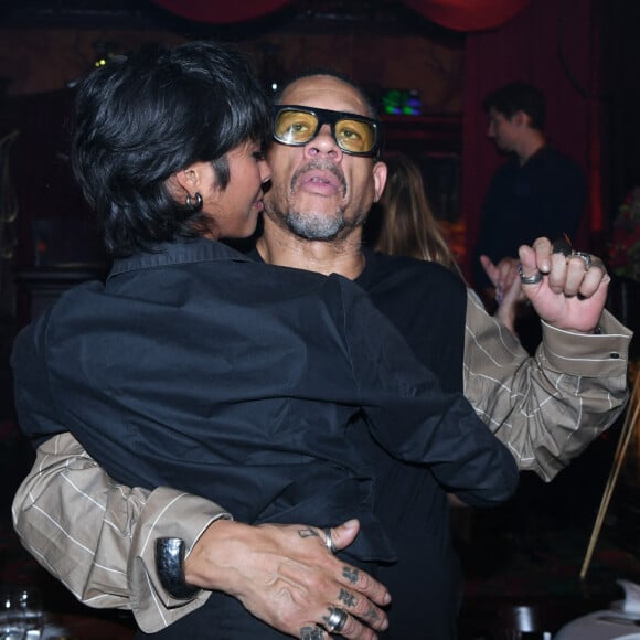 Dingues l'un de l'autre, ils ont assisté à la soirée Omar Harfouch "Dîner chez Maxim's" à Paris 
JoeyStarr et sa compagne Pauline Latchoumanin lors de la soirée Omar Harfouch "Dîner chez Maxim's" à Paris le 9 octobre 2024. Le dîner organisé par O.Harfouch était pour remercier les célébrités venues à son concert "Concerto pour la paix", au théâtre des Champs Elysées le 18 septembre 2024. O.Harfouch va partir pour une tournée mondiale du Concerto qui comprend le Vatican, l'Opéra de Dubaï et New York . © Rachid Bellak / Bestimage