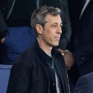 Michael Goldman - Célébrités dans les tribunes lors du quart de finale aller de Ligue des champions: Le PSG s'est incliné à domicile face au FC Barcelone (2-3) au Parc des Princes à Paris le 10 avril 2024. © Cyril Moreau/Bestimage 