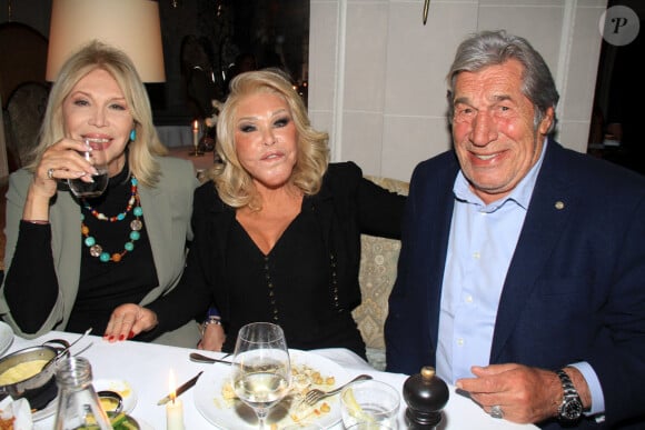 Exclusif - Amanda Lear, Jocelyne Wildenstein et Jean-Pierre Castaldi - JP.Castaldi fête son anniversaire (80 ans) au restaurant "Laurent" à Paris le 1er octobre 2024. © Philippe Baldini / Bestimage