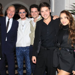 Exclusif - Tony Gomez avec Baptiste Gonthier, Cecile Shannon Verhaaren, Olivier Foument, Julian Reinaudo - JP.Castaldi fête son anniversaire (80 ans) au restaurant "Laurent" à Paris le 1er octobre 2024. © Philippe Baldini / Bestimage