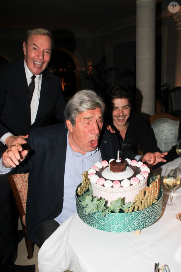 Exclusif - Tony Gomez, Jean-Pierre Castaldi, Baptiste Gonthier - JP.Castaldi fête son anniversaire (80 ans) au restaurant "Laurent" à Paris le 1er octobre 2024. © Philippe Baldini / Bestimage 