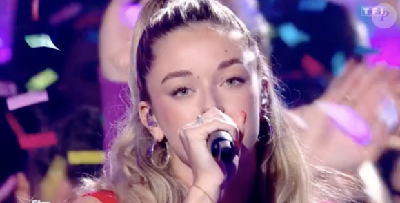 Emma, nouvelle candidate de "Star Academy" chante une chanson de Pierre Garnier. TF1