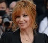 Avant de rencontrer Pauline, le romancier a croisé la route de Mylène Farmer.Mylene Farmer, membre du jury, assiste à la dernière projection de ''OSS 117 : From Africa With Love" et à la cérémonie de clôture du 74ème Festival de Cannes le 17 juillet 2021 à Cannes, France. Photo par Frederick Injimbertzuma Press Wire/Alamy Stock Photo/ABACAPRESS.COM