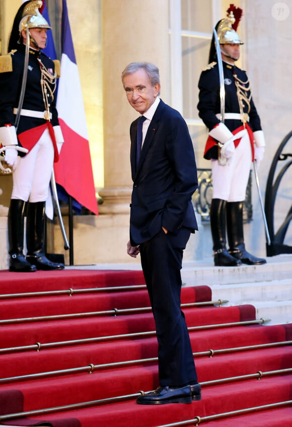 Bernard Arnault arrivant au dîner d'état au palais de l'Elysée à Paris en l'honneur de la visite du roi et de la reine de Belgique en France le 14 octobre 2024. © Dominique Jacovides / Bestimage 