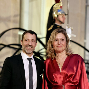 Yaël Braun-Pivet, Présidente de l'Assemblée Nationale et son mari Vianney Pivet arrivant au dîner d'état au palais de l'Elysée à Paris en l'honneur de la visite du roi et de la reine de Belgique en France le 14 octobre 2024. © Dominique Jacovides / Bestimage  Celebs Arrivals at the state dinner at the Elysée Palace in Paris in honour of the visit of the King and Queen of Belgium to France on october 14th 2024 